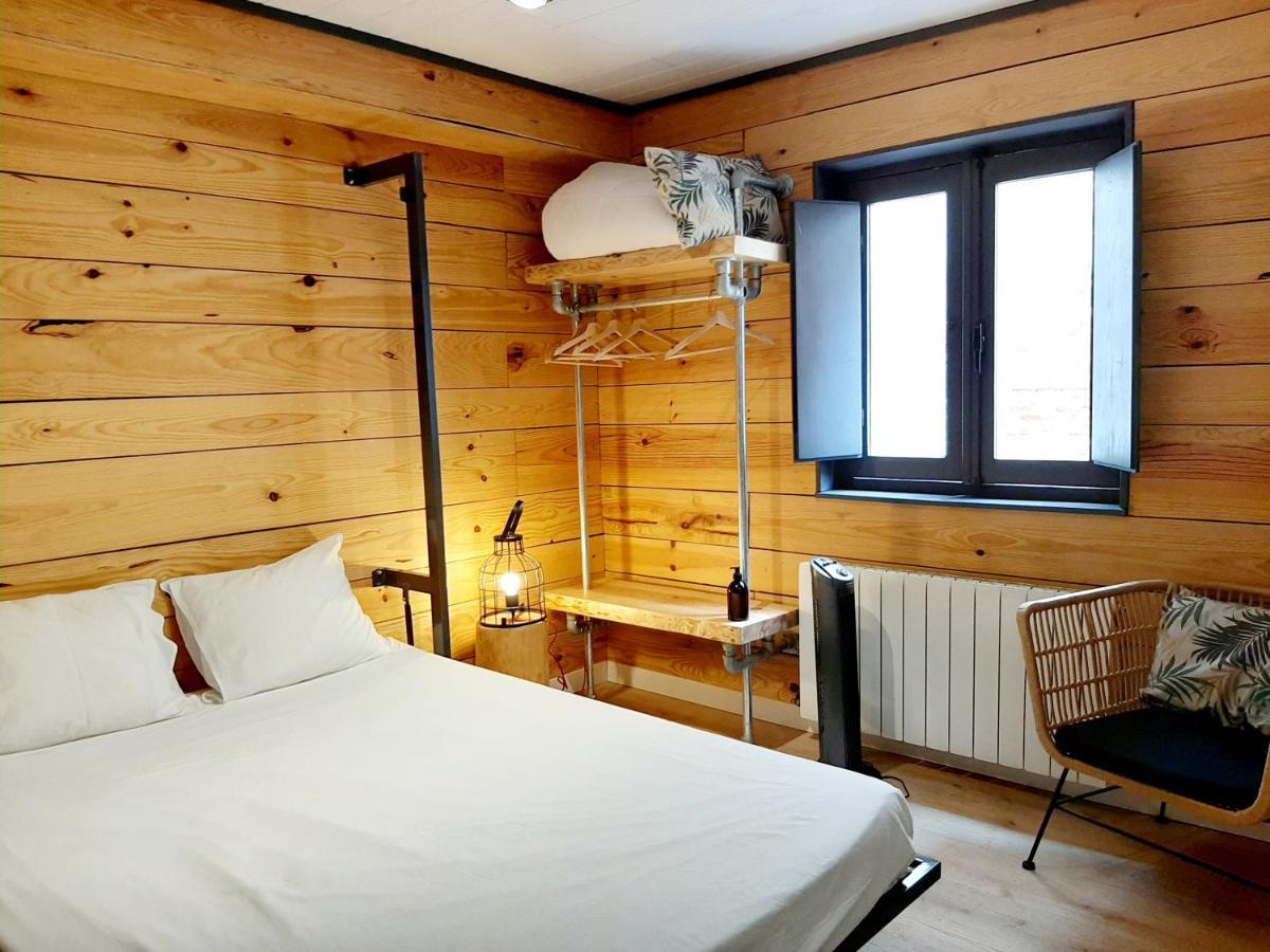 Hostal Erasmus By Gaiarooms Саламанка Екстер'єр фото